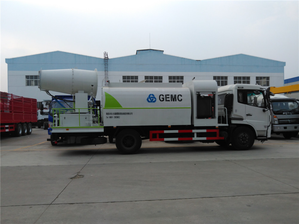 Vehículo de supresión de polvo Dongfeng Tianjin