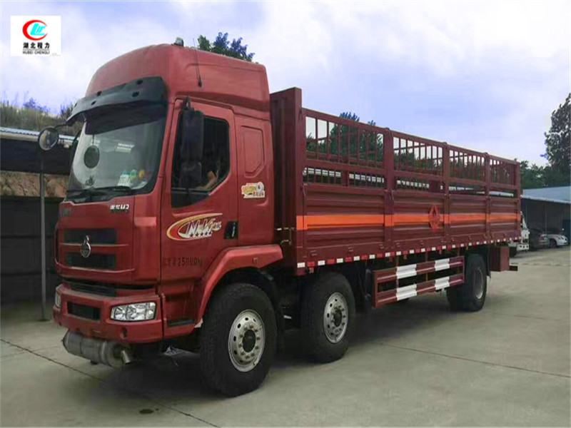 Vehículo de transporte de cilindro de gas de 9.6 metros Dongfeng Li Auto [Clase II]
