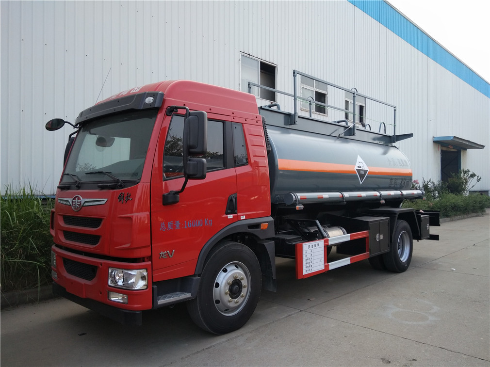 Vehículo de transporte de mercancías inflamables y corrosivas Jiefanglong V [10 cúbicos]