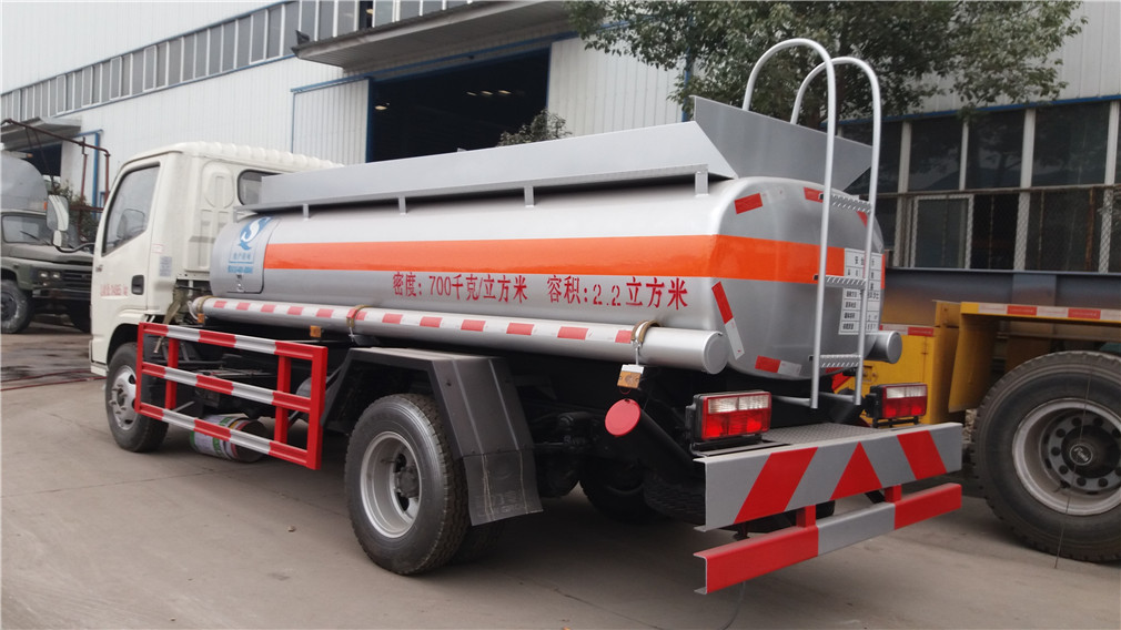 Dongfeng Xiaodu Likaka [2.5 capacidad cúbica, placa azul] vehículo de repostaje