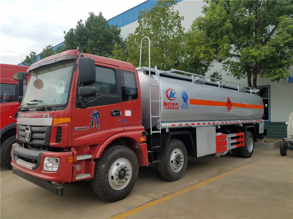 Vehículo de transporte de aceite de aleación de aluminio triple eje pequeño de Futian Ouman [26 cúbicos]