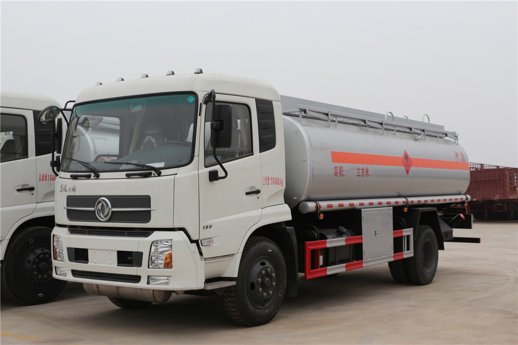Vehículo de transporte de aceite de tipo Dongfeng Tianjin 【12-15 capacidad cúbica】