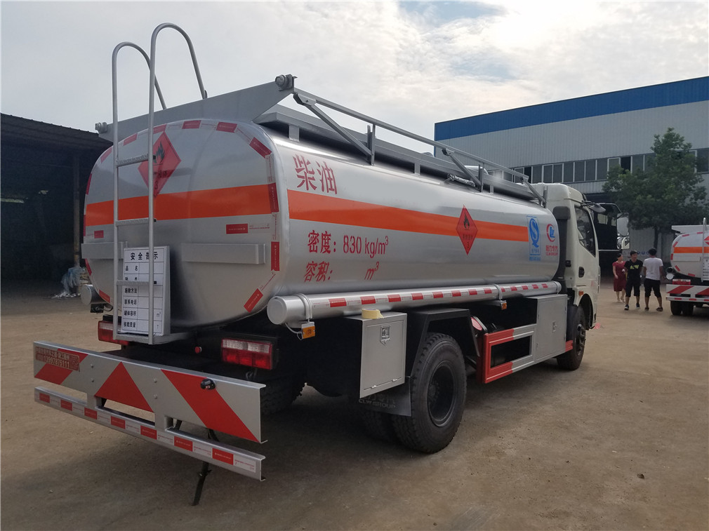 Vehículo de repostaje Dongfeng Daoluika [8 cúbicos]