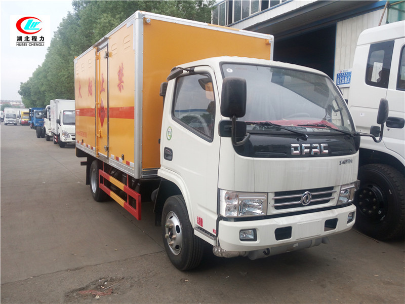 Vehículo de transporte de gas en caja tipo Dongfeng de 4 metros de longitud, combustible, [Clase II, Placa de licencia azul]