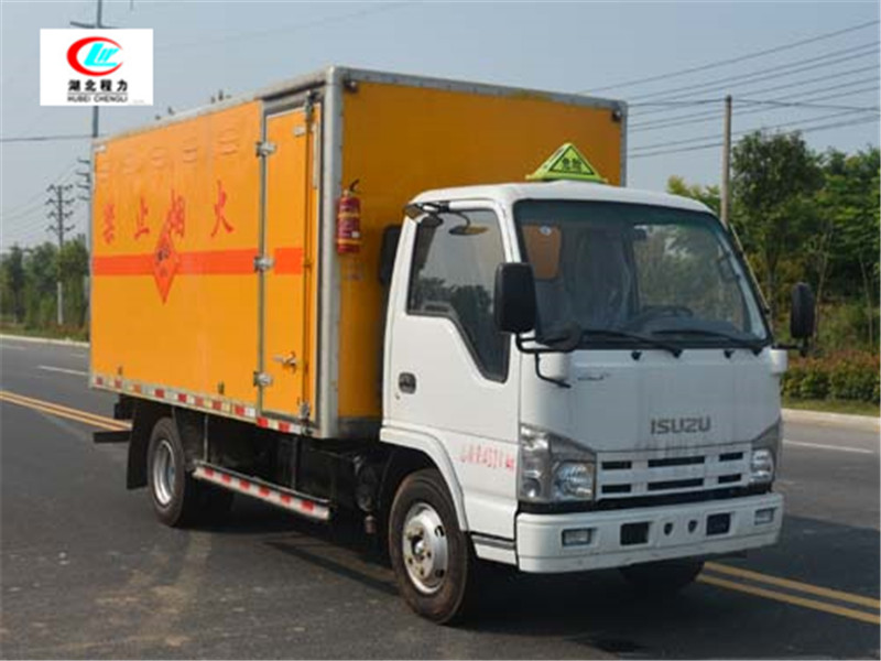Vehículo de transporte de caja de gas inflamable de 5.2 metros de Qingling [Clase II]