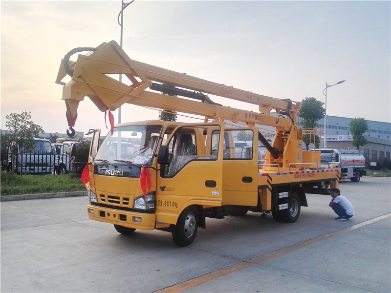 (18 metros) Vehículo de trabajo aéreo Isuzu con brazo plegable de dos filas