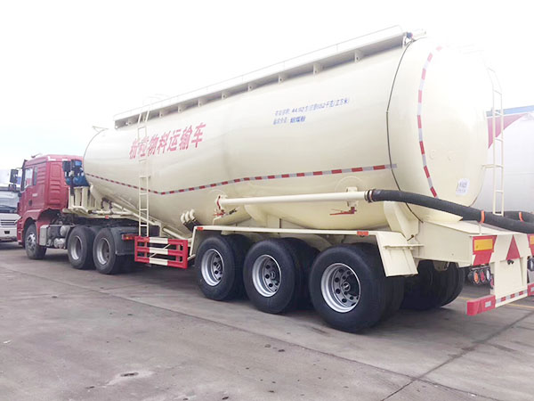 Camión de cemento Dongfeng Tianlong