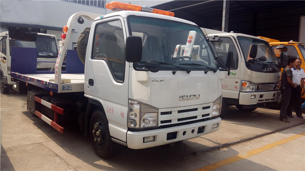 [One against two, Blue Label] Isuzu vehículos de despeje de carreteras