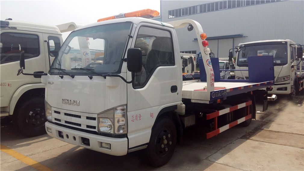 [One against two, Blue Label] Isuzu vehículos de despeje de carreteras