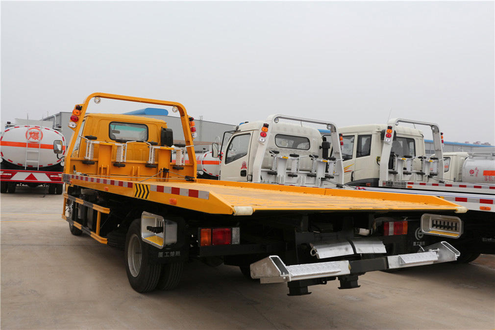 【One against two】 Isuzu emergencia de despeje de vehículos