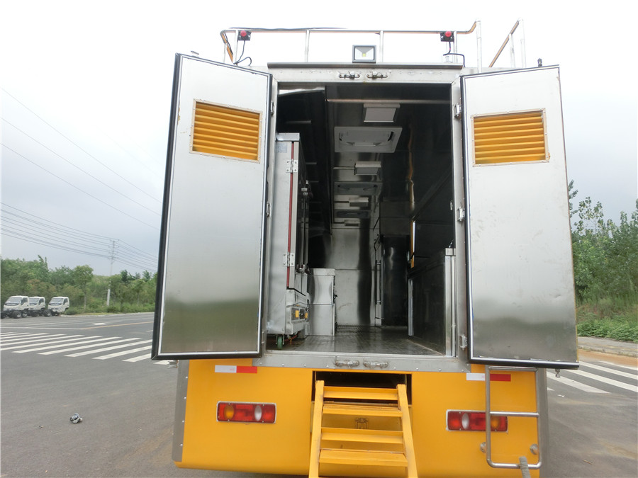 (Longitud del vagón: 6.4 metros) Vagón comedor Tipo 60 de Dongfeng Tianjin