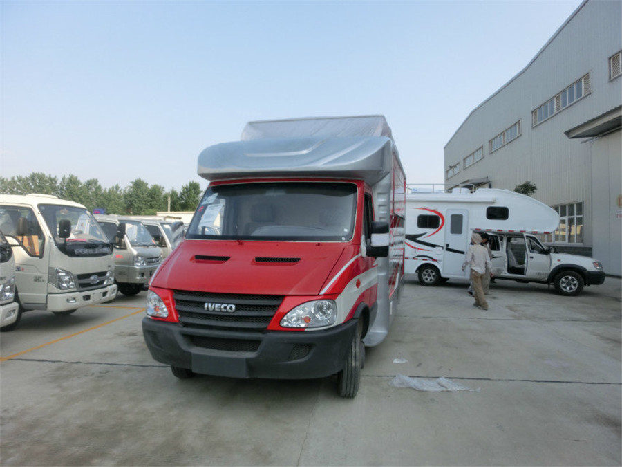 (Longitud: 4.1 metros) Carro comedor Iveco