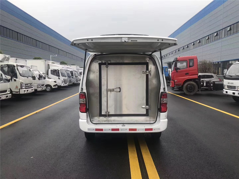 Camión refrigerador de pan New Expressway Golden Cup