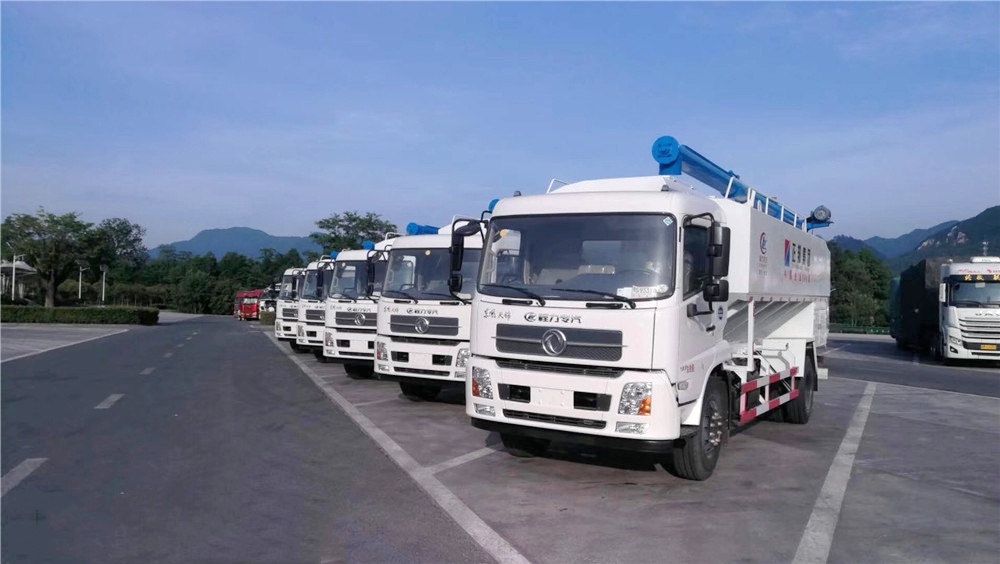 Vehículo de Transporte de Alimentos en Bulks Dongfeng Tianjin 【22 cubic】