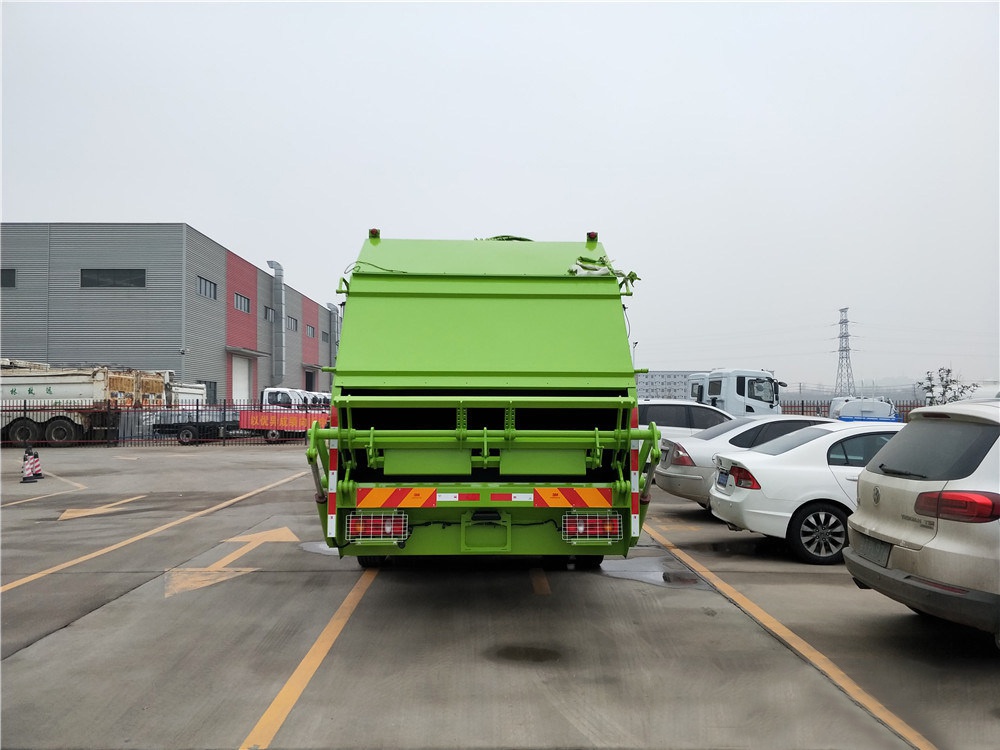 【14 cubic】 Camión compactador de basura Dongfeng Tianjin