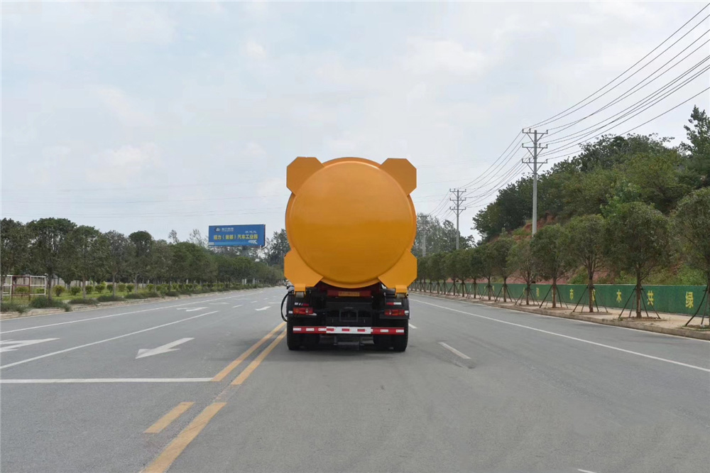 【18 modelos】 Camión compactador de basura Dongfeng con eje trasero doble de telescopio montado en la parte inferior