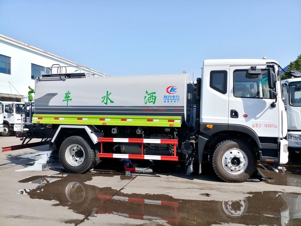 【Capacidad de 12 cubicos】 Tanque de agua Dongfeng D9