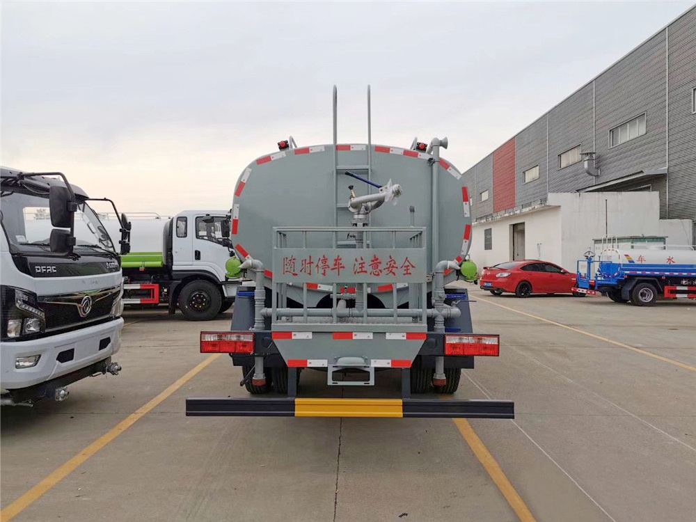 【Capacidad de 12 cubicos】 Tanque de agua Dongfeng D9