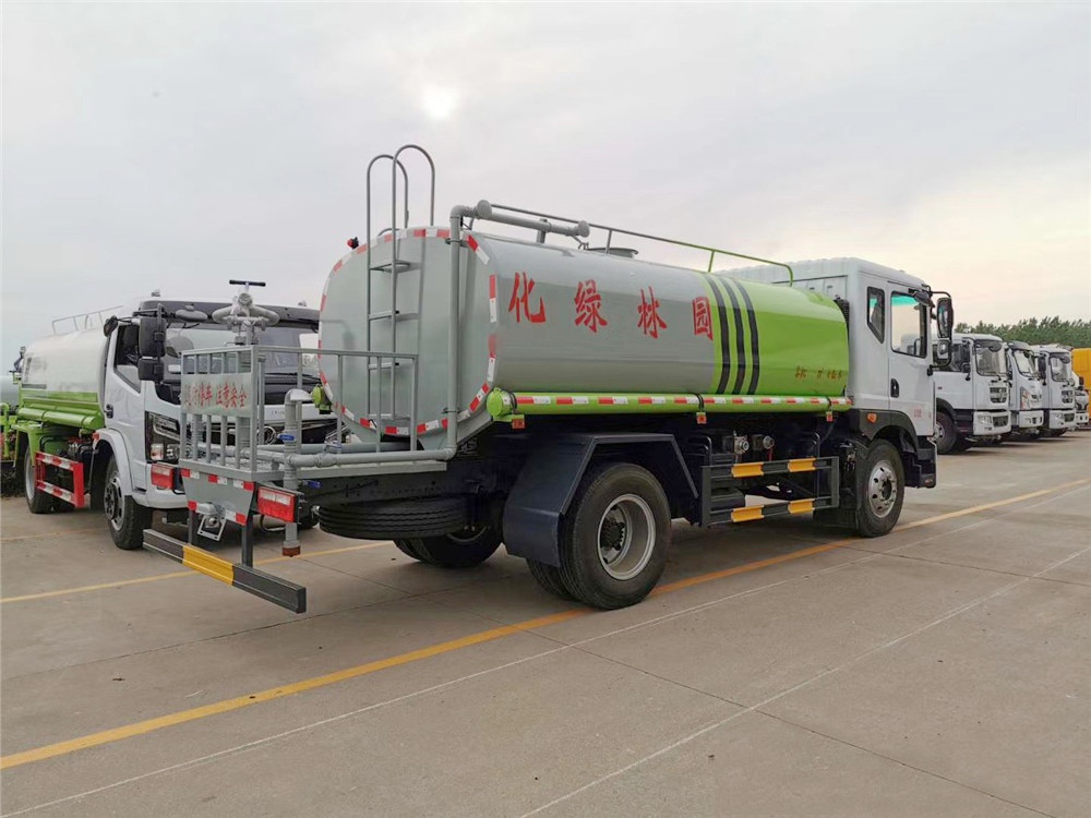 【Capacidad de 12 cubicos】 Tanque de agua Dongfeng D9