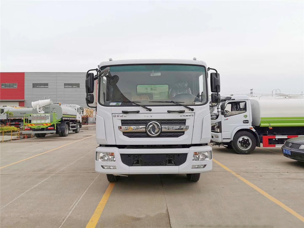 【Capacidad de 12 cubicos】 Tanque de agua Dongfeng D9