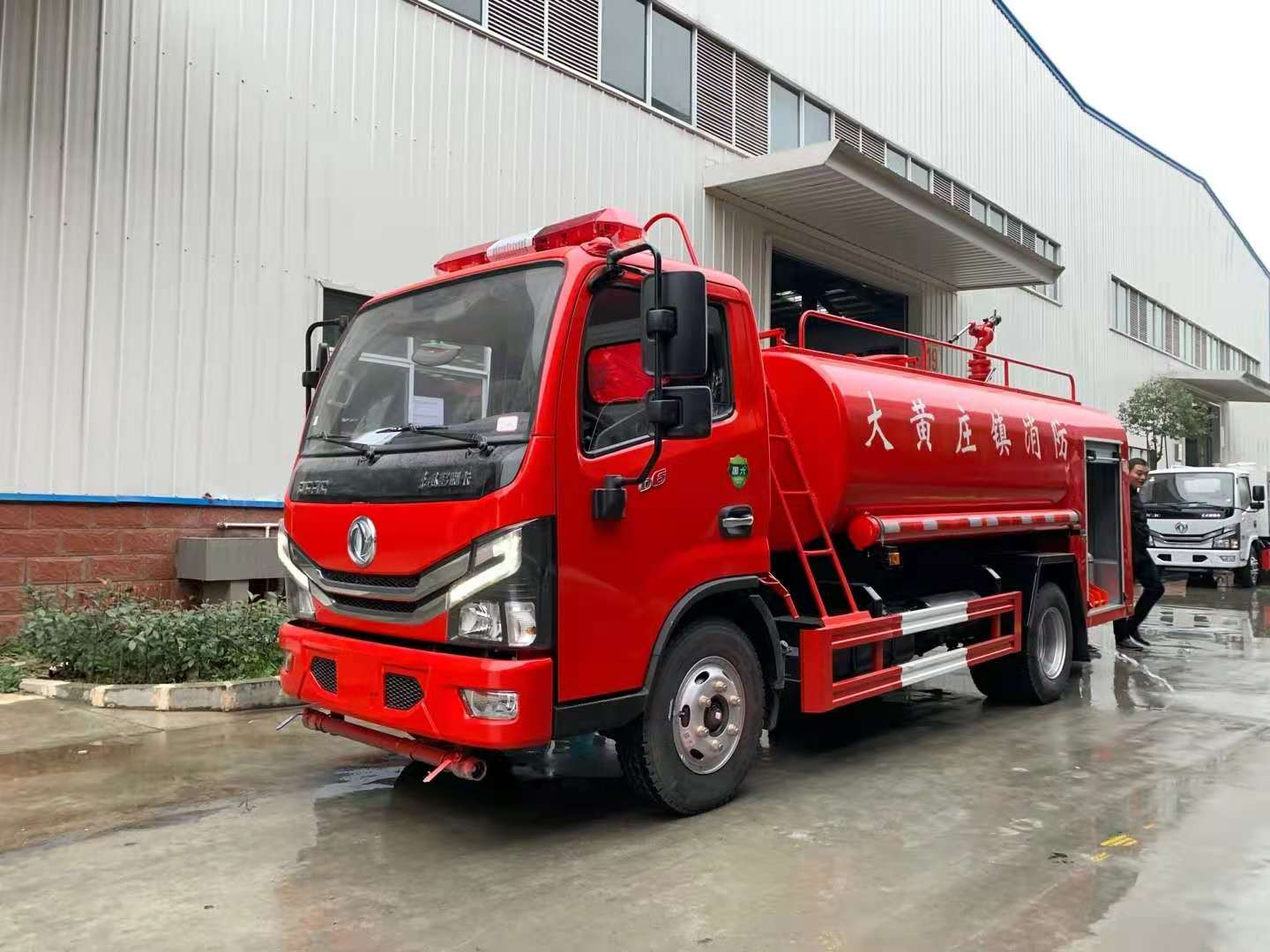 Camión de bomberos Dongfeng Dolica 4.5 toneladas de agua para incendios