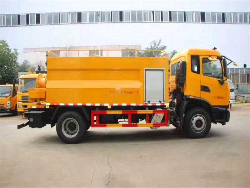 Vehículo limpiador de tuberías cilíndricas de 10 metros cúbicos de Tianjin Dongfeng