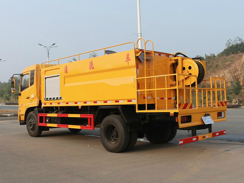 Vehículo de Limpieza a Presión de Tianjin Dongfeng