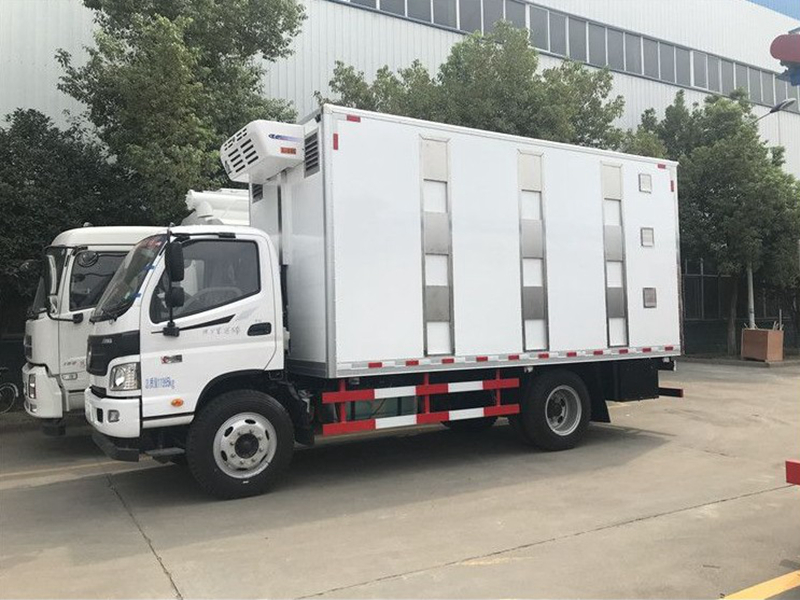 Vehículo de transporte de aves de Futian OMC