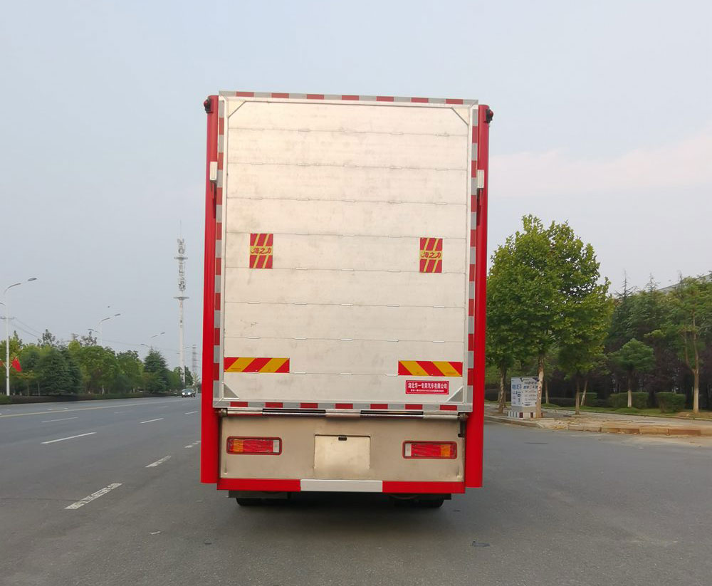 Vehículo de transporte de ganado de aleación de aluminio Dongfeng Tianlong