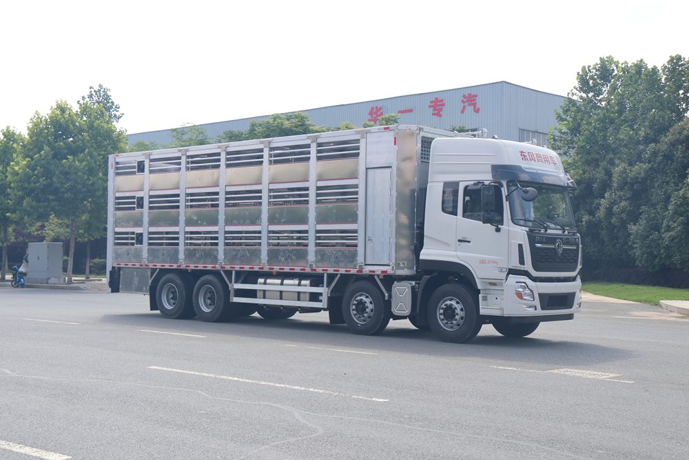 Vehículo de transporte de ganado Dongfeng Tianlong VL de quinta generación estándar doméstico de aleación de aluminio