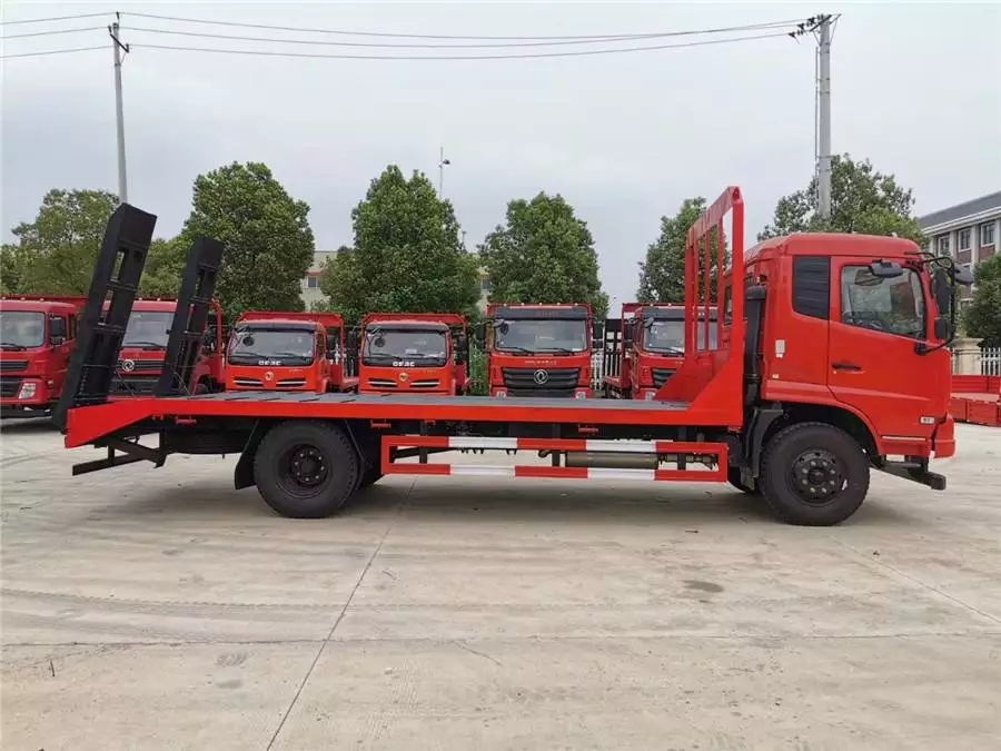 Vehículo de transporte de plataforma plana de 6.2 metros de longitud Tianjin Dongfeng