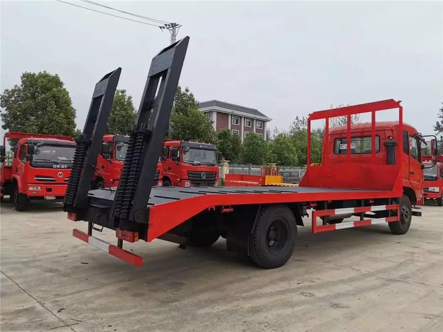 Vehículo de transporte de plataforma plana de 6.2 metros de longitud Tianjin Dongfeng