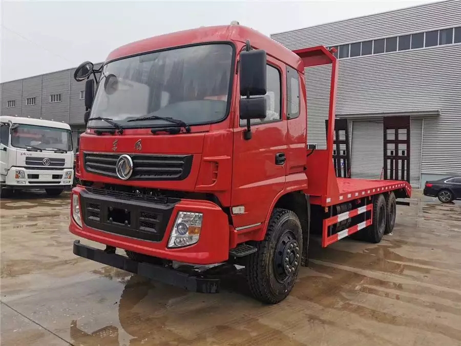 Camión de plataforma de puente trasero Dongfeng