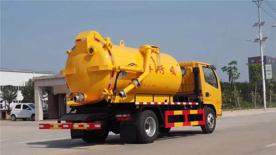 Camión de succión de aguas residuales Dongfeng Dolica de 3 ruedas con chasis azul