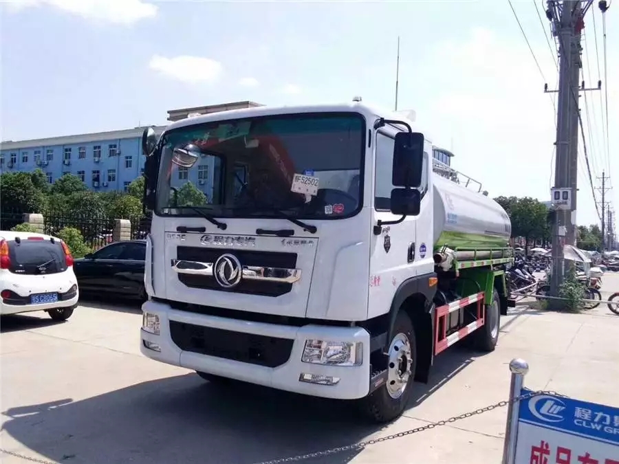 Camión de succión de aguas residuales Dongfeng D9 10 toneladas