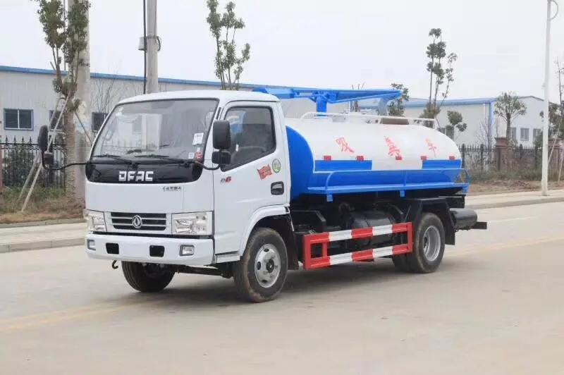 Vehículo de recolección de aguas residuales Dongfeng Xiaodurika 5 toneladas