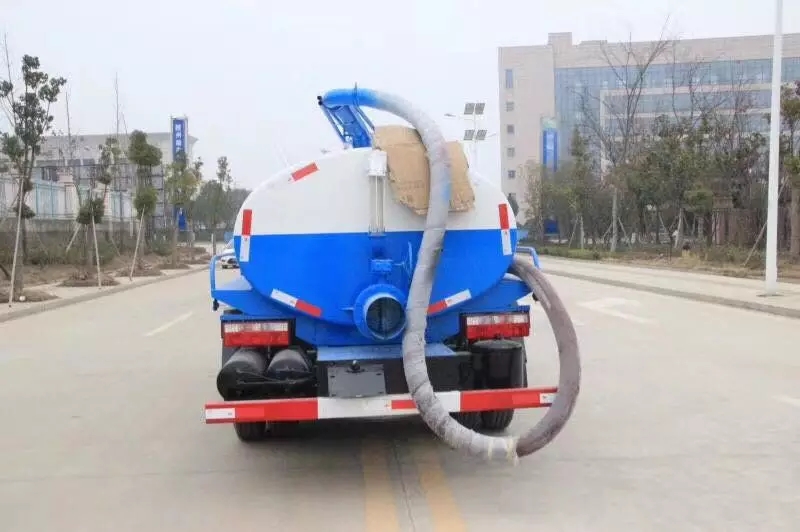 Vehículo de recolección de aguas residuales Dongfeng Xiaodurika 5 toneladas