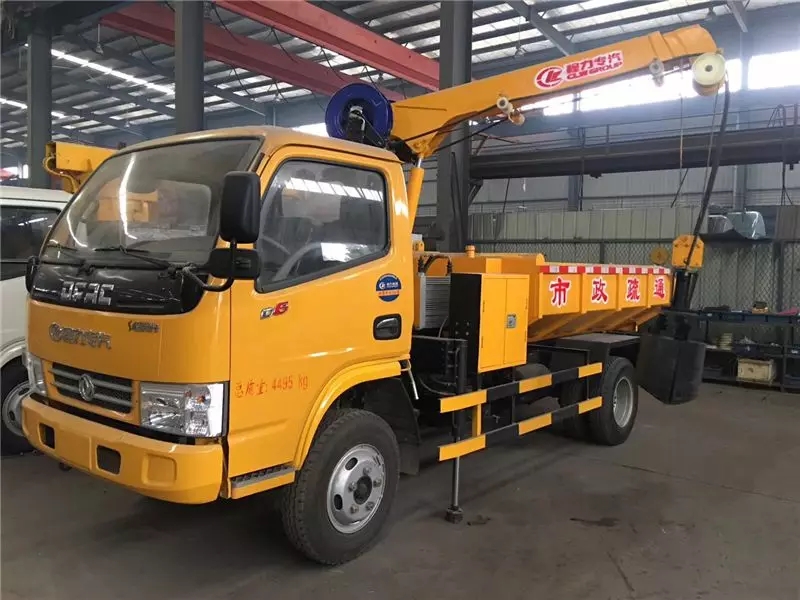 Vehículo de limpieza de alcantarillas Dongfeng Dolica