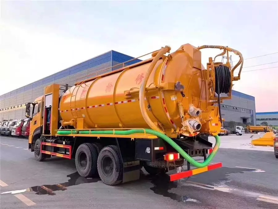 Vehículo de limpieza y absorción de aguas residuales Tianlonghao con puentes gemelos de 20 toneladas