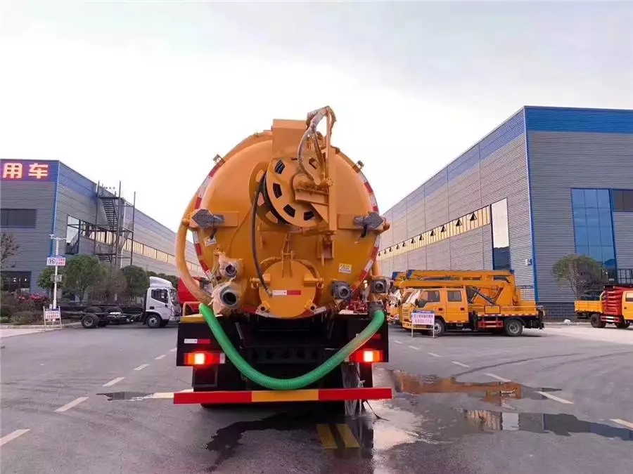 Vehículo de limpieza y absorción de aguas residuales Tianlonghao con puentes gemelos de 20 toneladas