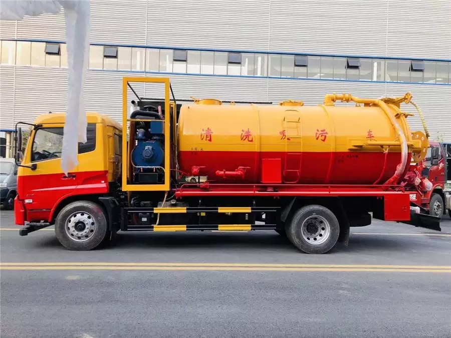 Vehículo de limpieza y succión de aguas residuales Dongfeng 14 Tipo Fazheng Jinyi de 210 caballos de fuerza