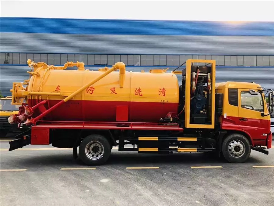 Vehículo de limpieza y succión de aguas residuales Dongfeng 14 Tipo Fazheng Jinyi de 210 caballos de fuerza