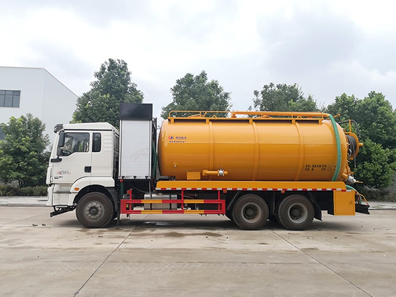 Limpieza y remoción de aguas residuales del Shaanxi Auto Delong (con ventilador auxiliar)
