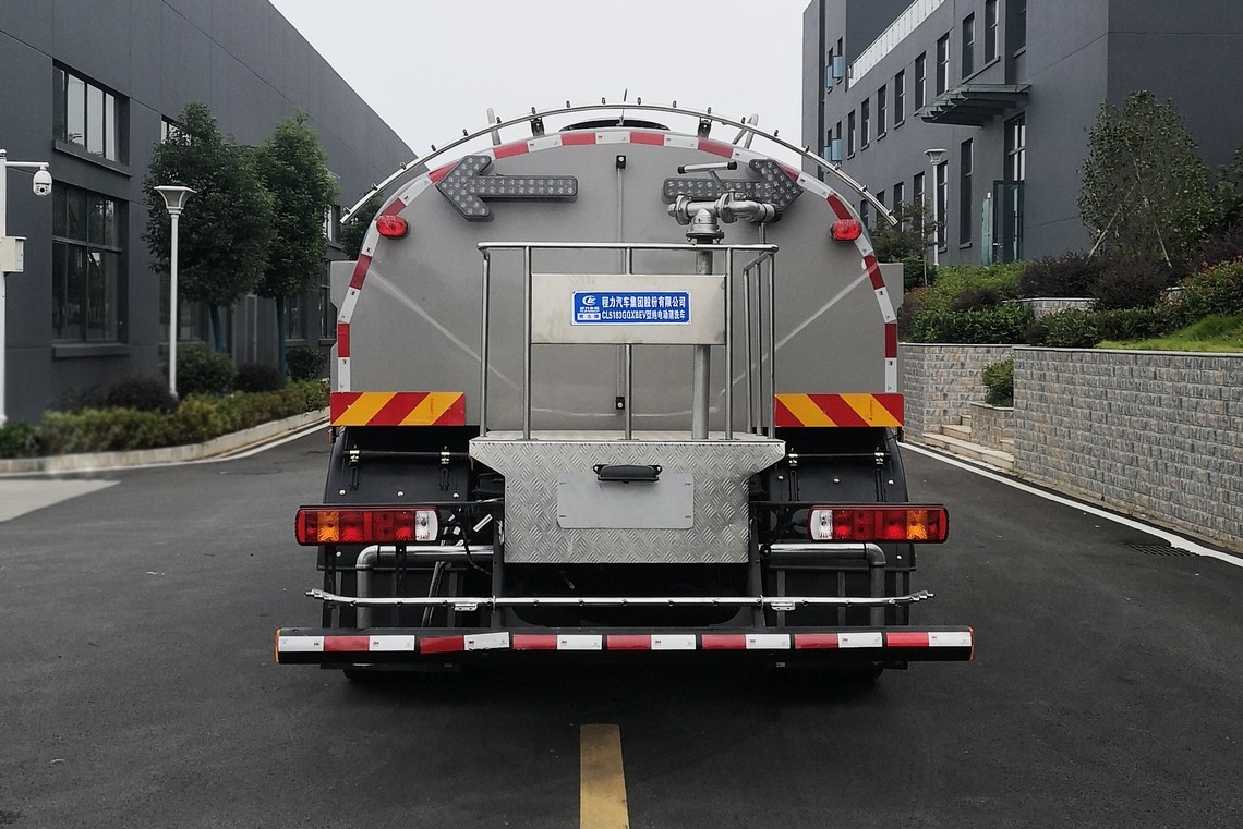 Vehículo de limpieza de carreteras eléctrica Futian Omax