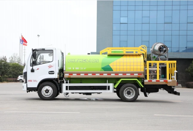Camión aspersor de la serie C5 de Chengli (CHENGLI) para el extranjero, 5 metros cúbicos
