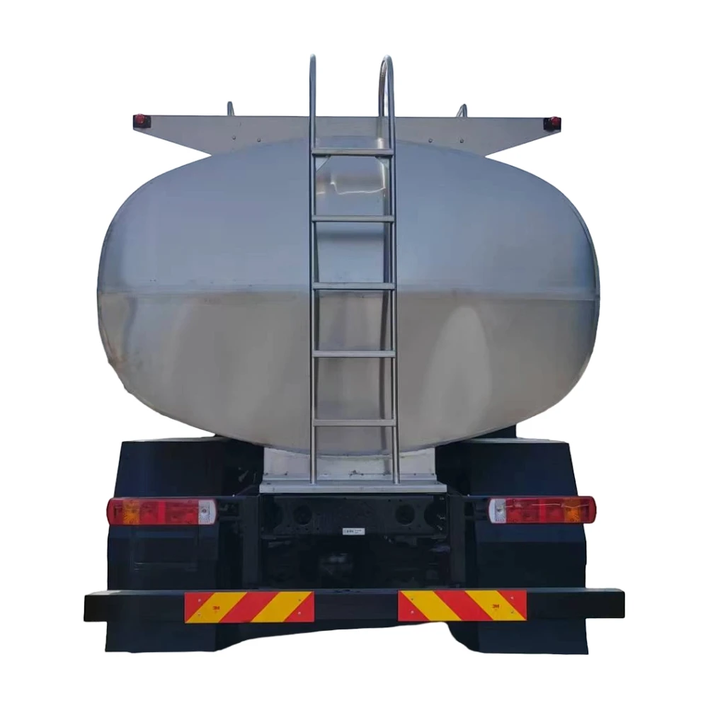Camión cisterna de leche de acero inoxidable personalizado de FAW, combustible diésel, transmisión manual, nuevo estado, baja emisión, entrega de vehículos