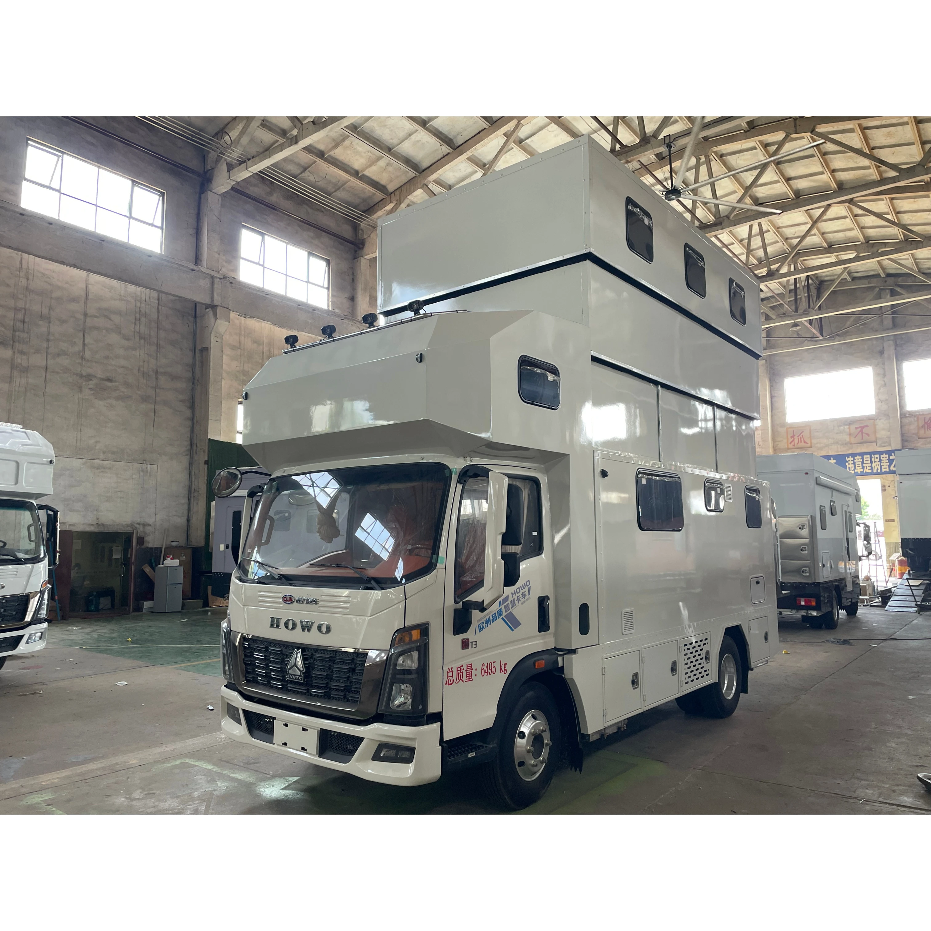 Caravana familiar de tres personas de Haowo de Hongqi