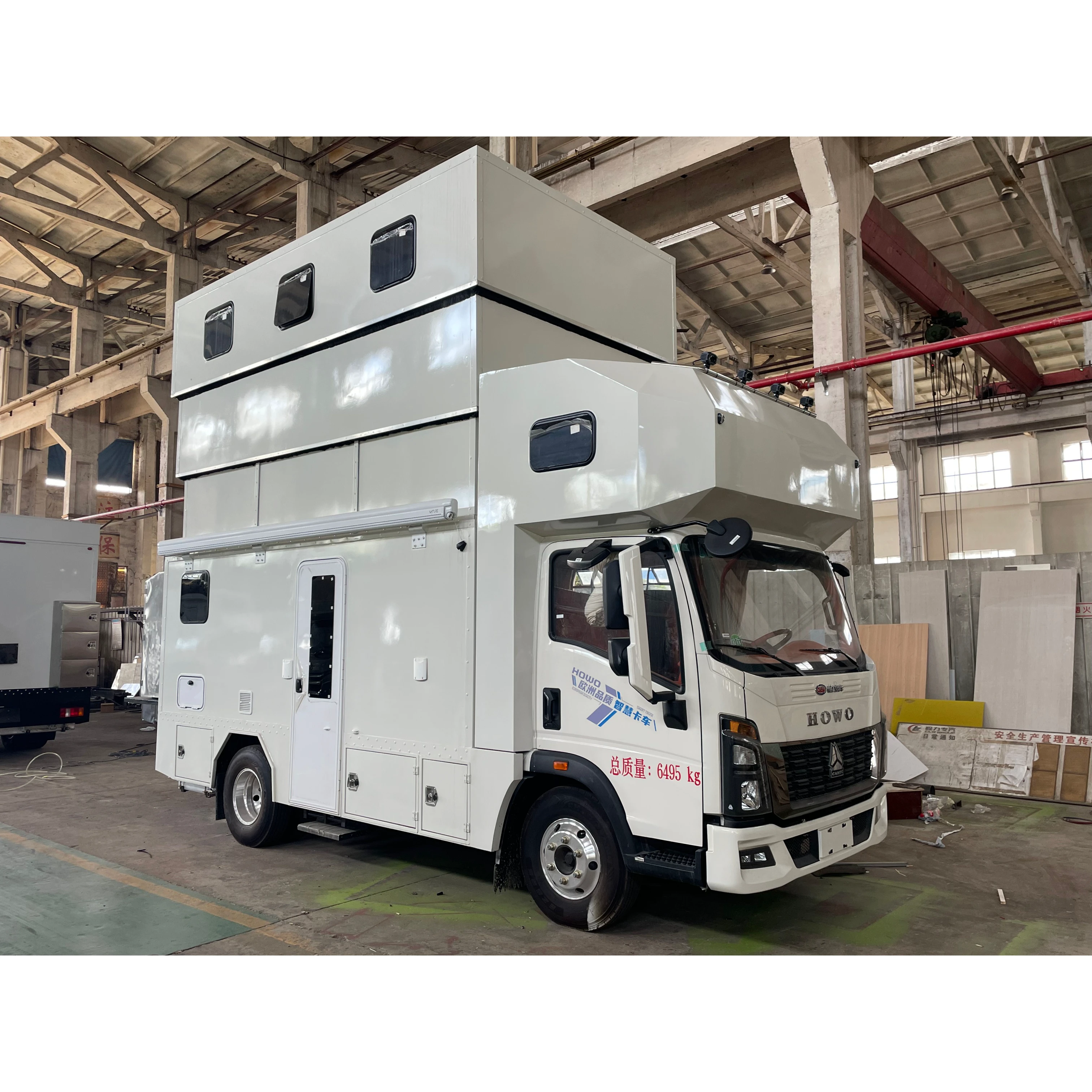 Caravana familiar de tres personas de Haowo de Hongqi