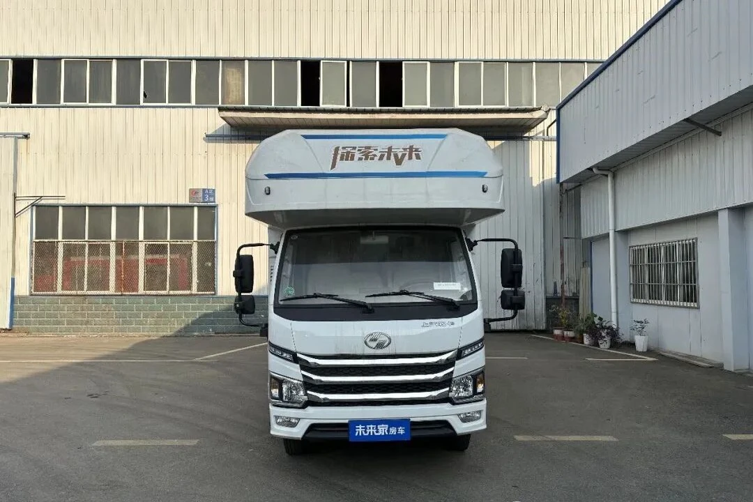 SAIC Yujian S100 Caravana de Venta Móvil [Entrada Central]