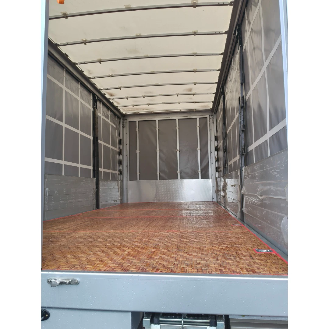 Vehículo de cortinas laterales chengli Isuzu KV100